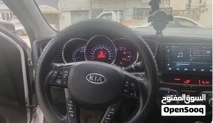 Kia K5 2012 photo 2