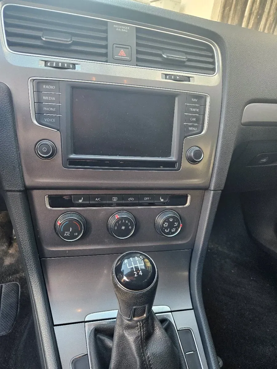 Volkswagen Golf 2015 photo 3