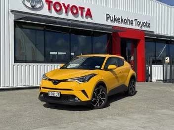 Toyota C-Hr 2018 photo 2