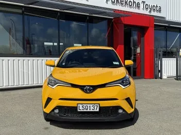 Toyota C-Hr 2018 photo 4