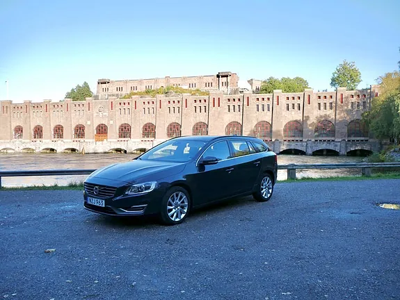 Volvo V60 2014 photo 3