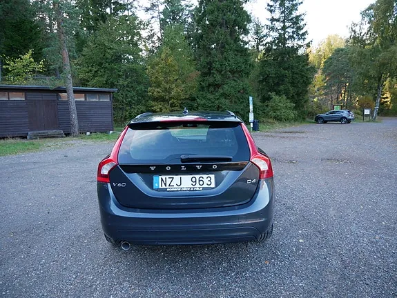 Volvo V60 2014 photo 5