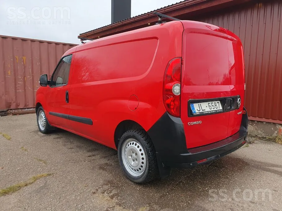 Opel Combo 2013 photo 2