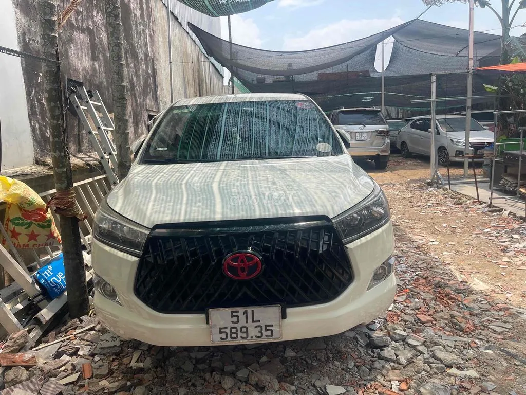 Toyota Innova 2018 photo 3