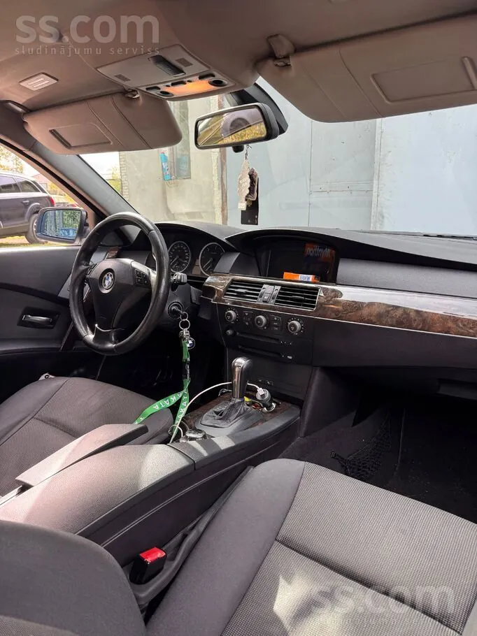 BMW 530D 2004 photo 4