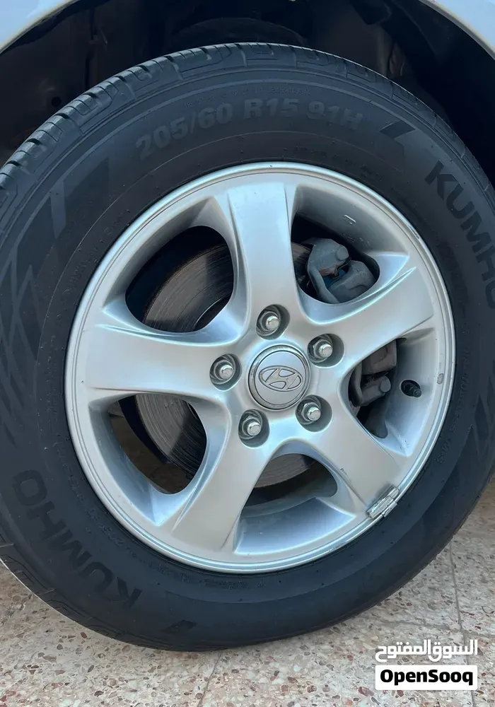 Hyundai Avante 2009 photo 3
