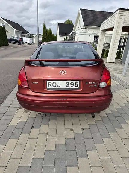 Toyota Corolla 2000 photo 2