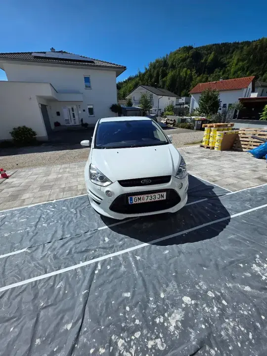 Ford S-Max 2014 photo 3