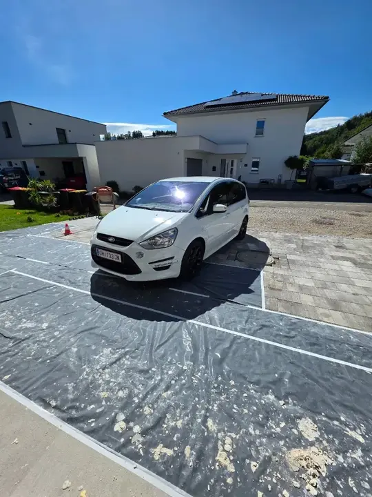 Ford S-Max 2014 photo 2