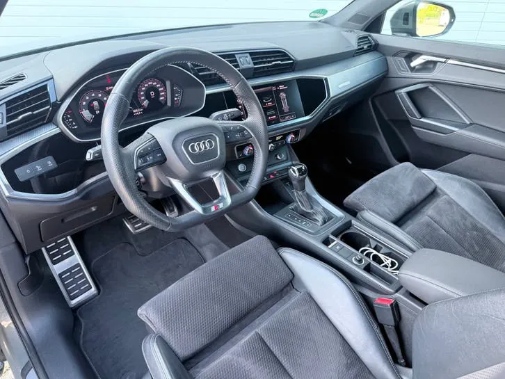 Audi Q3 2019 photo 3
