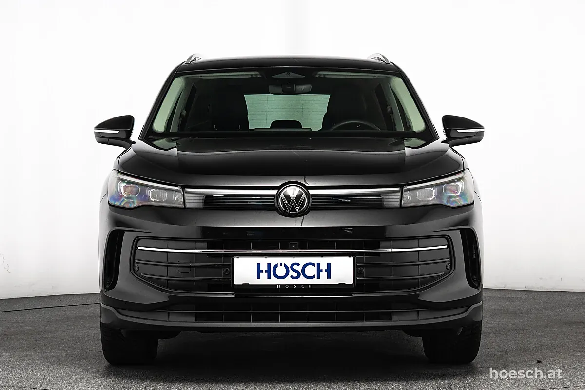 Volkswagen Tiguan 2025 photo 2