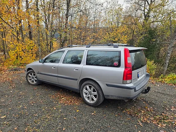 Volvo V70 2004 photo 2