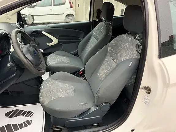 Ford Ka 2010 photo 5