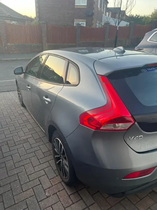 Volvo V40 2018 photo 5