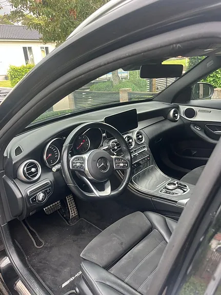 Mercedes-Benz C200 2020 photo 2