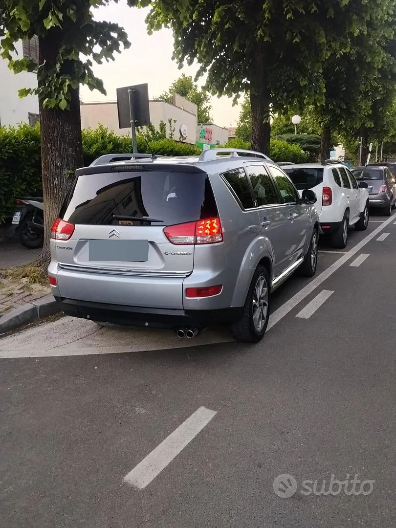 Citroen C-Crosser 2010 photo 3