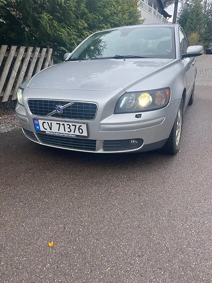 Volvo S40 2004 photo 2