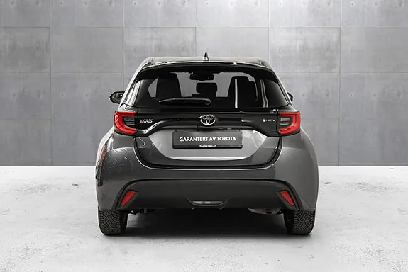 Toyota Yaris 2024 photo 3