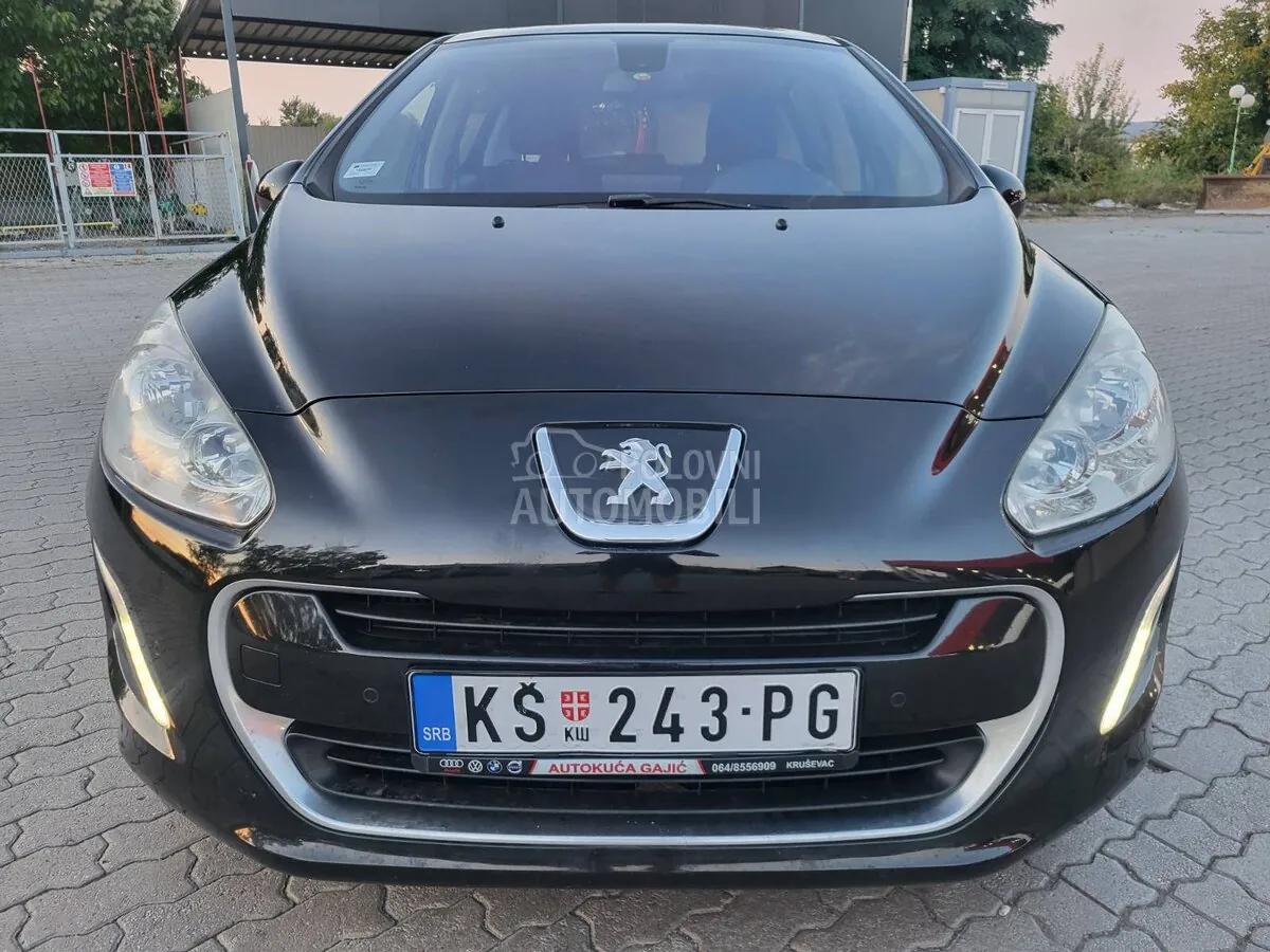 Peugeot 308 2013 photo 4