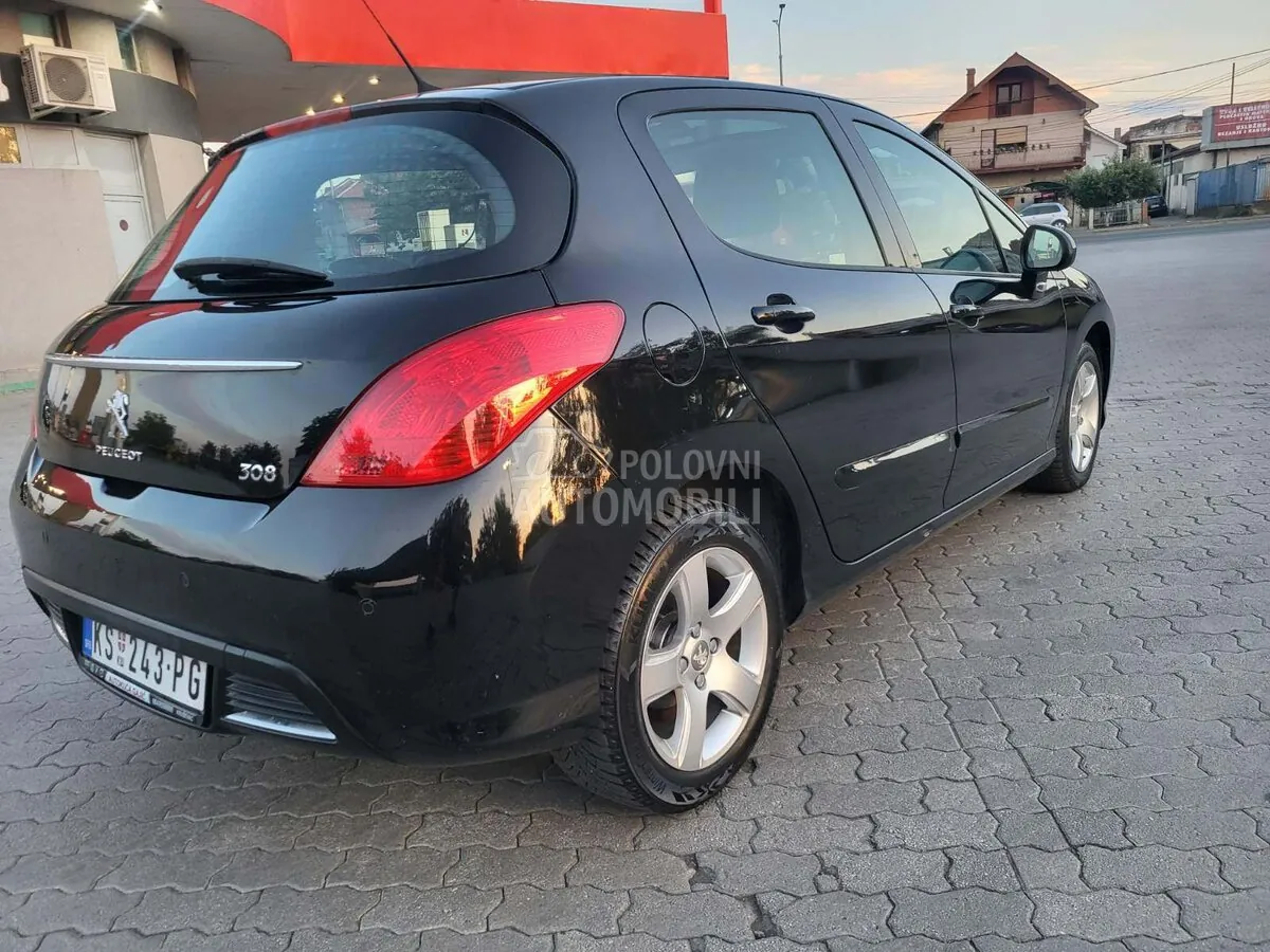 Peugeot 308 2013 photo 3