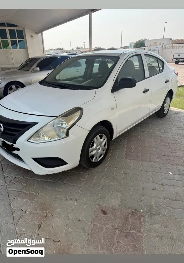 Nissan Sunny 2016 photo 2