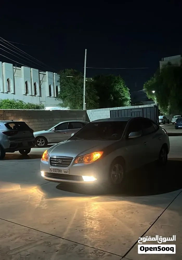 Hyundai Avante 2008 photo 3