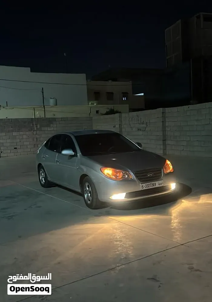 Hyundai Avante 2008 photo 2