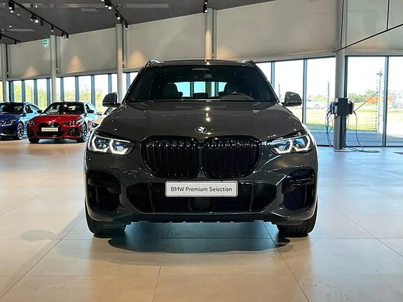 BMW X5 2022 photo 2