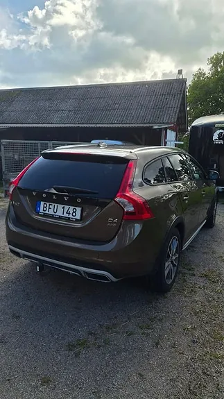 Volvo V60 Cross Country 2016 photo 5