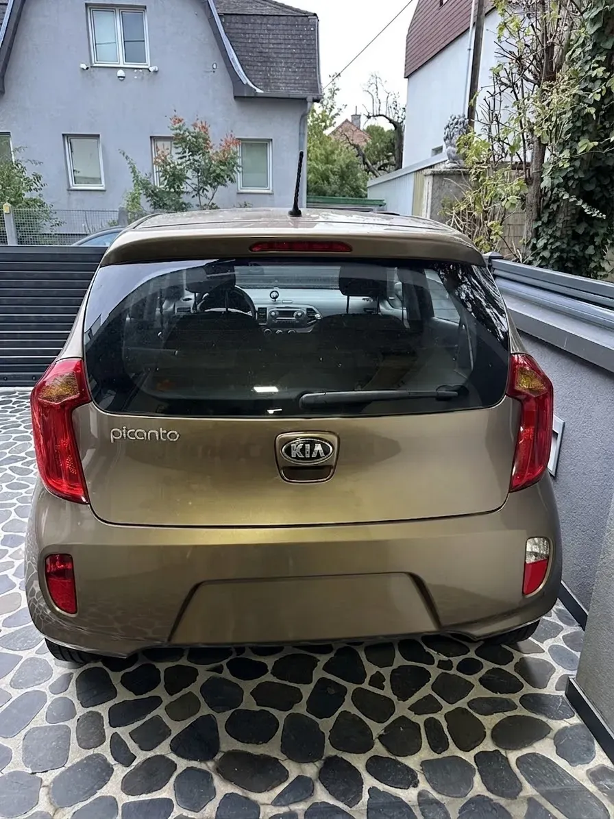 Kia Picanto 2013 photo 3