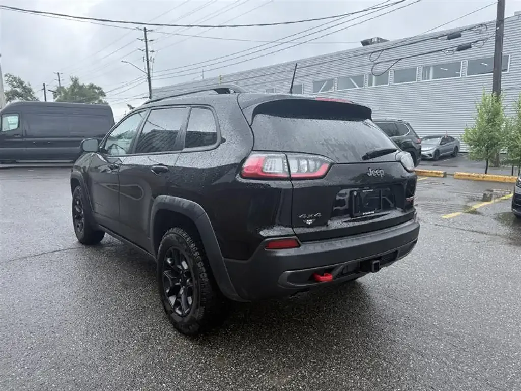 Jeep Cherokee 2022 photo 3