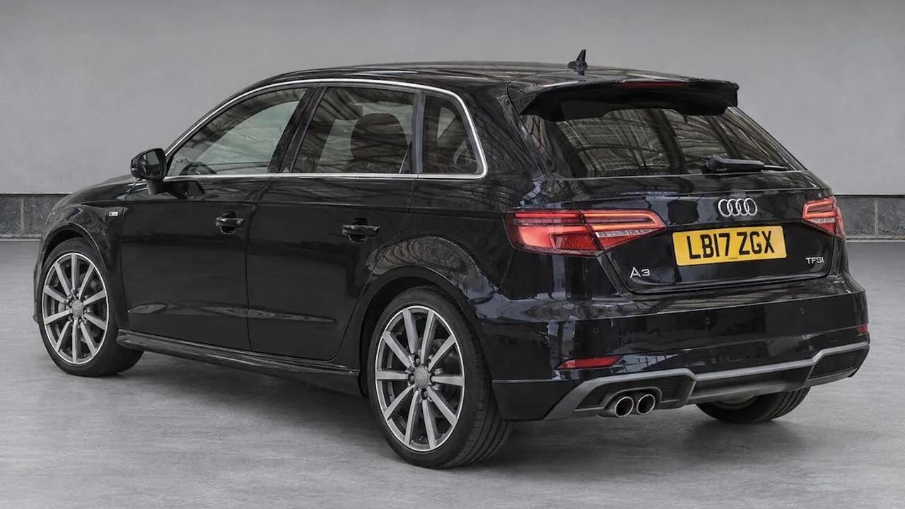 Audi A3 2017 photo 3