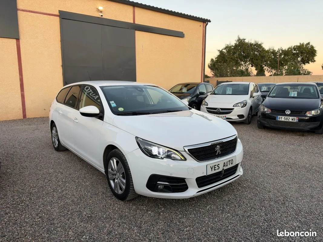 Peugeot 308 2020 photo 3