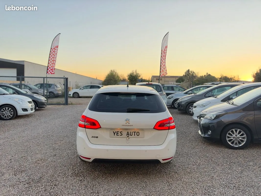 Peugeot 308 2020 photo 5