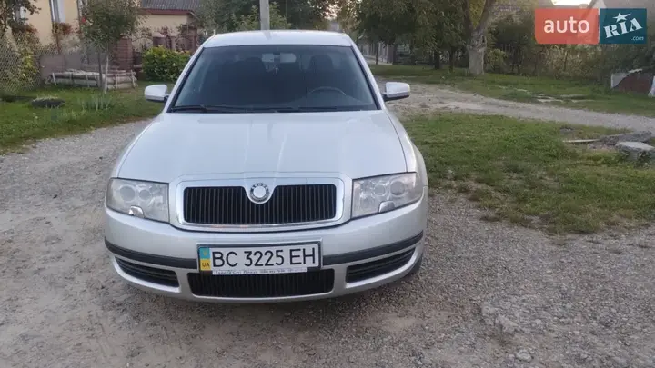 Skoda Superb