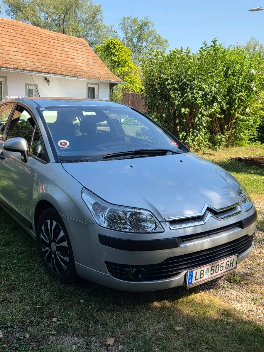 Citroen C4 2006 photo 2