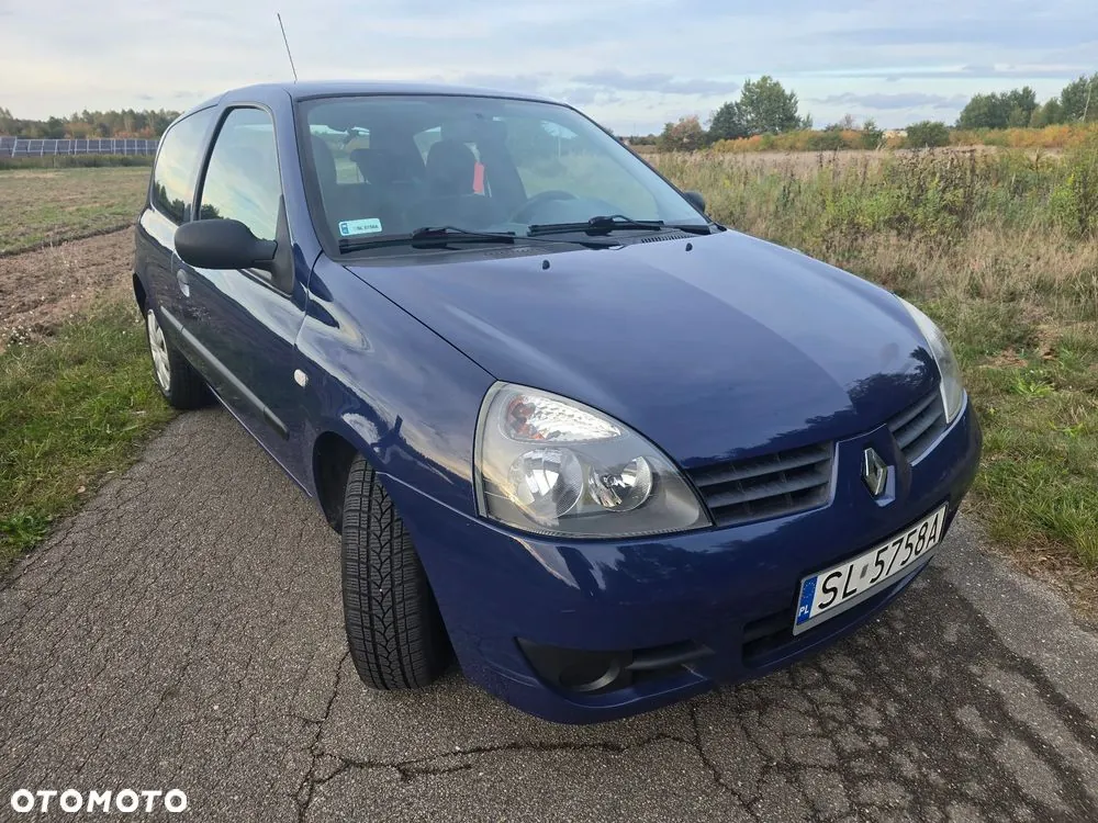 Renault Clio 2007 photo 2
