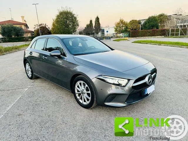 Mercedes-Benz A 180 2019 photo 2