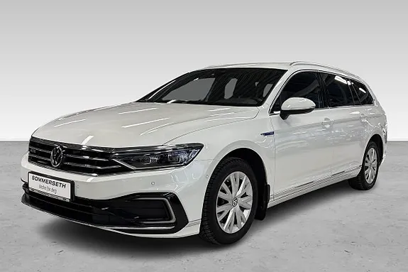 Volkswagen Passat 2022 photo 5