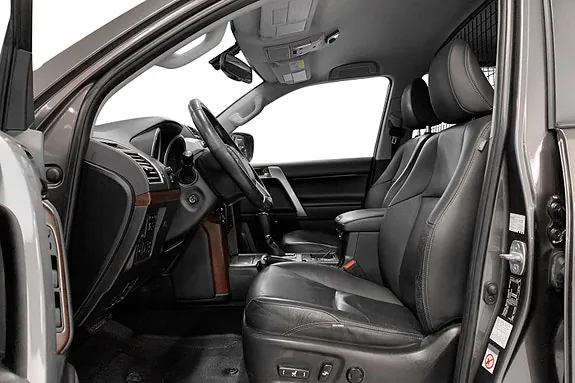 Toyota Land Cruiser 2015 photo 5