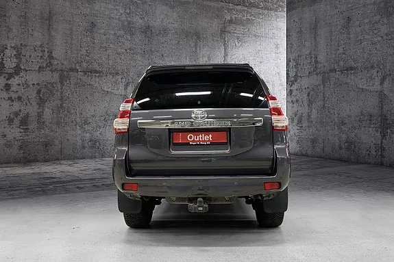 Toyota Land Cruiser 2015 photo 3