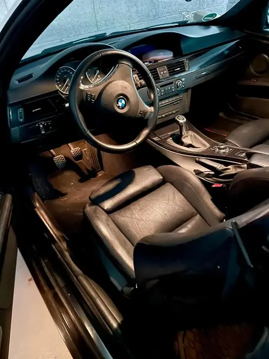BMW 320I