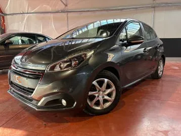 Peugeot 208 2015 photo 3