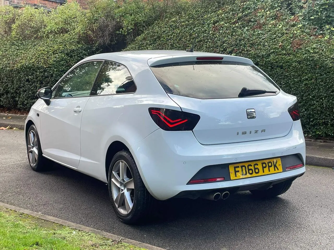 Seat Ibiza 2016 photo 5