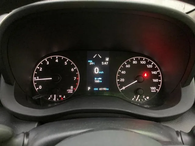 Toyota Yaris 2021 photo 2