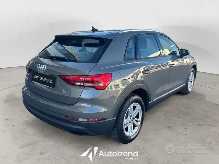 Audi Q3 2020 photo 2