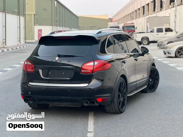 Porsche Cayenne 2011 photo 3