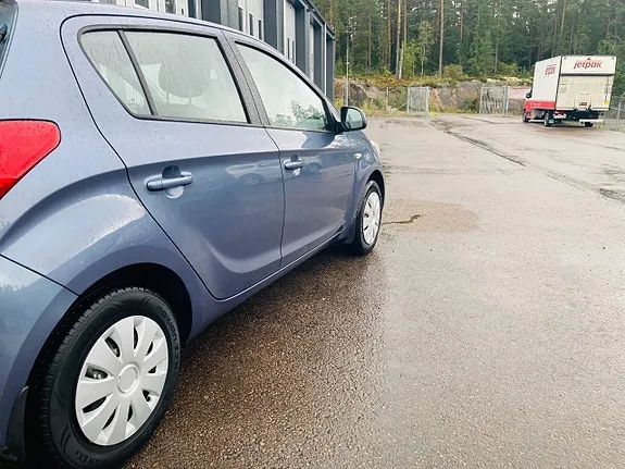 Hyundai I20 2013 photo 2