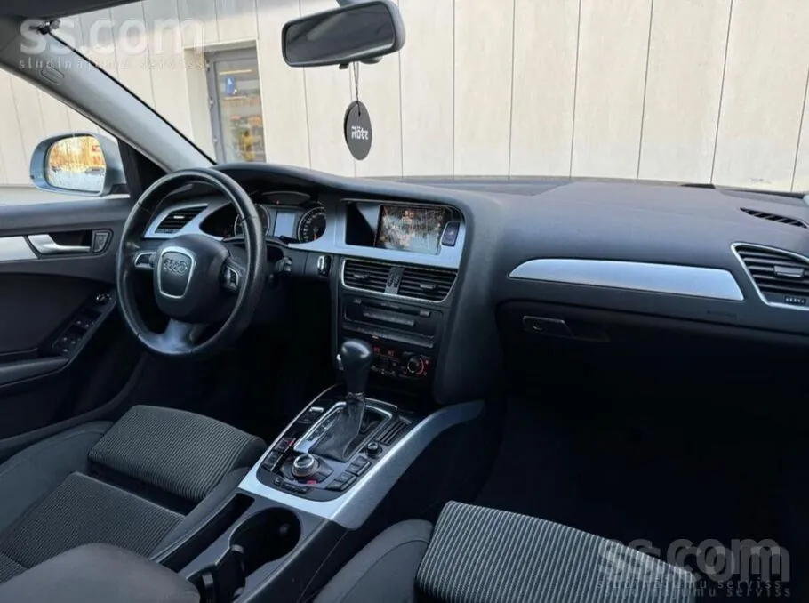 Audi A4 2008 photo 3