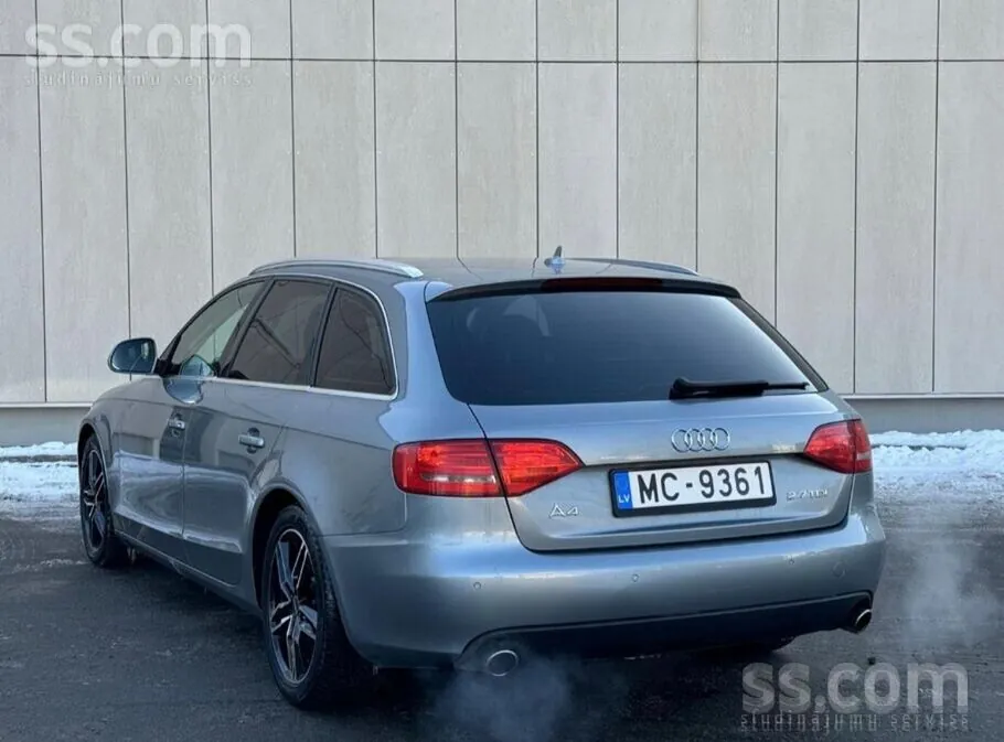 Audi A4 2008 photo 2